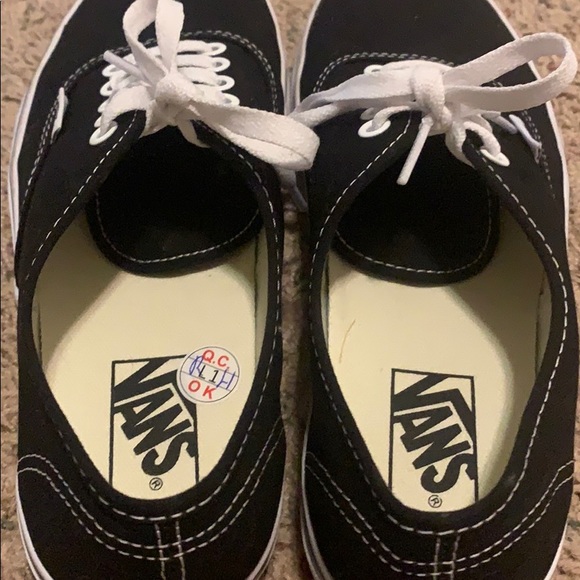 Vans authentic size 8 - Picture 2 of 5